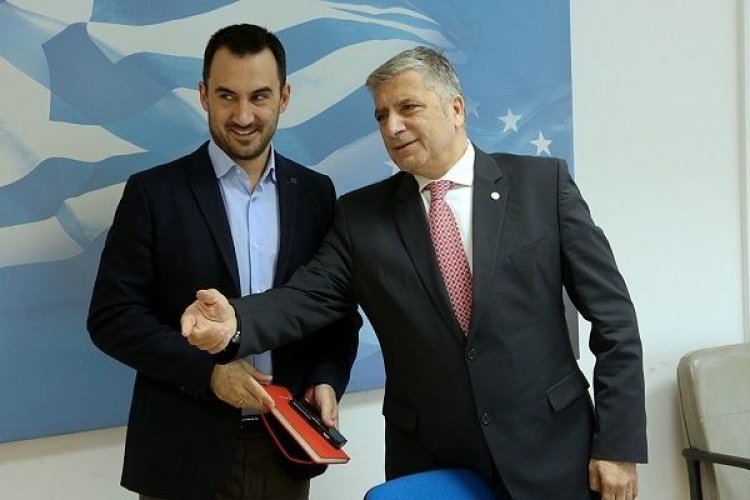 Ειδικό επενδυτικό πρόγραμμα δυο δισ. ευρώ για την Τοπική Αυτοδιοίκηση