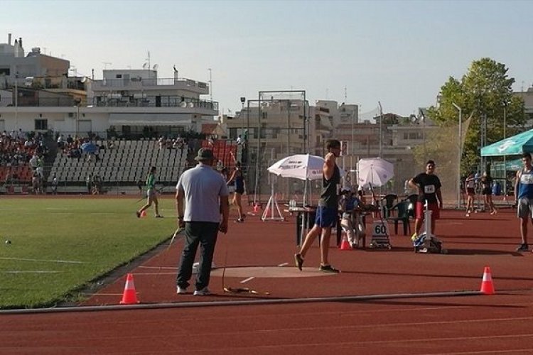 Ο Ναουμένκο με το βλέμμα στους τελικούς στην Πάτρα, μετά από μεγάλο ατομικό ρεκόρ στην Β΄ φάση των σχολικών