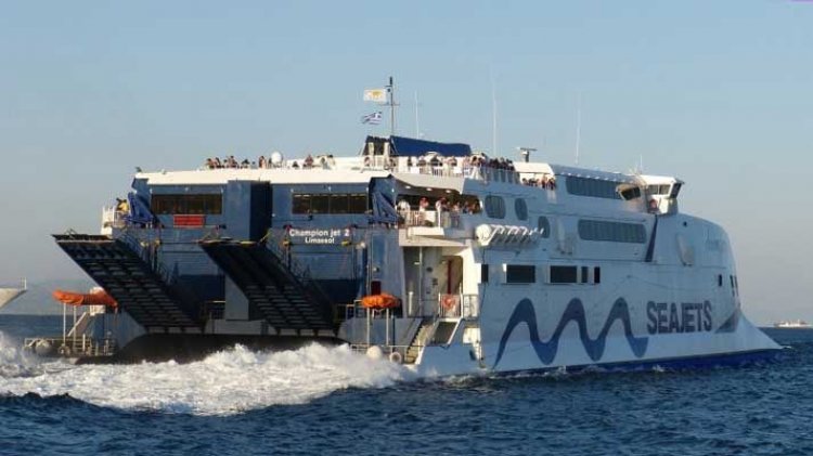 Απαγόρευση απόπλου του Ε/Γ-Ο/Γ-Τ/Χ πλοίου "CHAMPION JET 2'' στη  Σαντορίνη