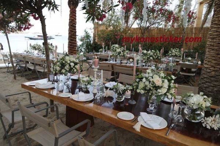 Μετά την Κουρσεβέλ το Μυκονιάτικο Νammos πάει Μαϊάμι!