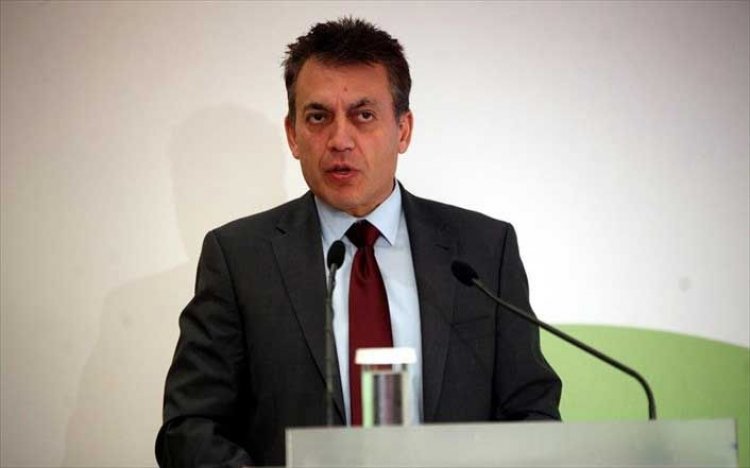 Η ΟΝΝΕΔ βραβεύει τον βουλευτή Κυκλάδων Γ. Βρούτση για την πολυετή προσφορά του στην ΟΝΝΕΔ και τη Ν.Δ.