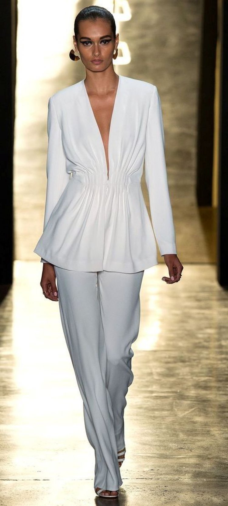 Summer Trend: Το λευκό παντελόνι!!