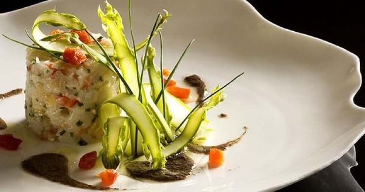 Grand Chef: Tartare tiède de gambas crues, vinaigrette aux truffes