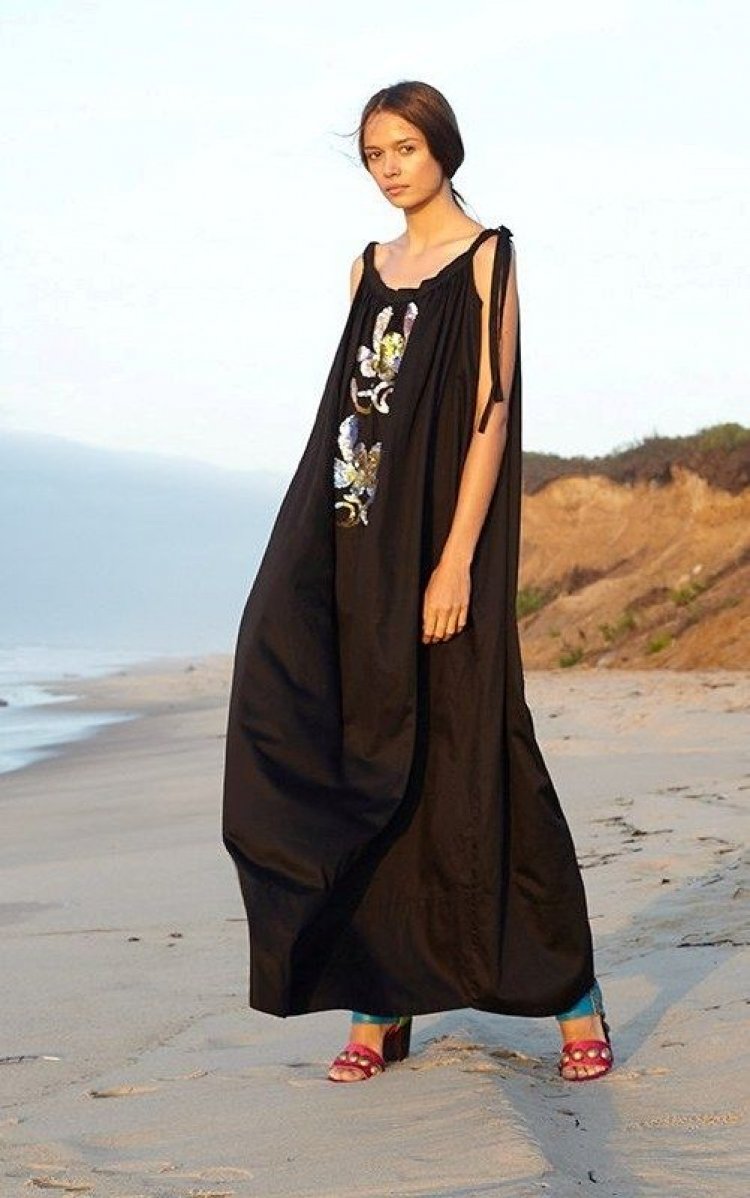 10 outfits και τα  μόνα 16 fashion items, που πρέπει να έχει μια γυναικεία βαλίτσα το καλοκαίρι!!