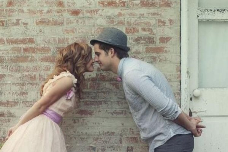 7 Σημάδια που Δείχνουν ότι η Σχέση σας δεν Είναι Ουσιαστική