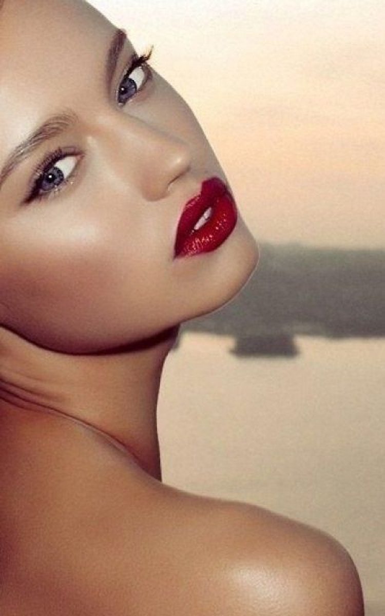 Μακιγιάζ.. που Αγαπούν οι Άντρες!! 7 Super Tips!!