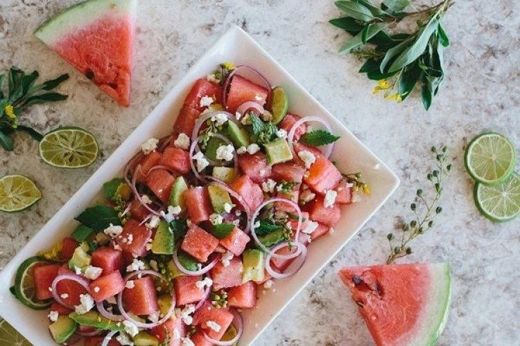 Καρπούζι!! Ο άρχοντας του καλοκαιριού!! 10 λόγοι για να το προτιμήσετε!!