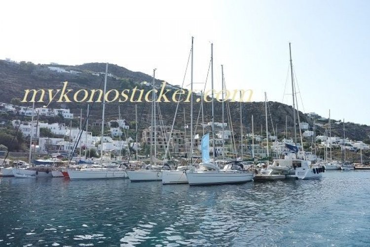 Μύκονος: Σύγκρουση δύο σκαφών στον προβλήτα του νέου λιμένα Τούρλου