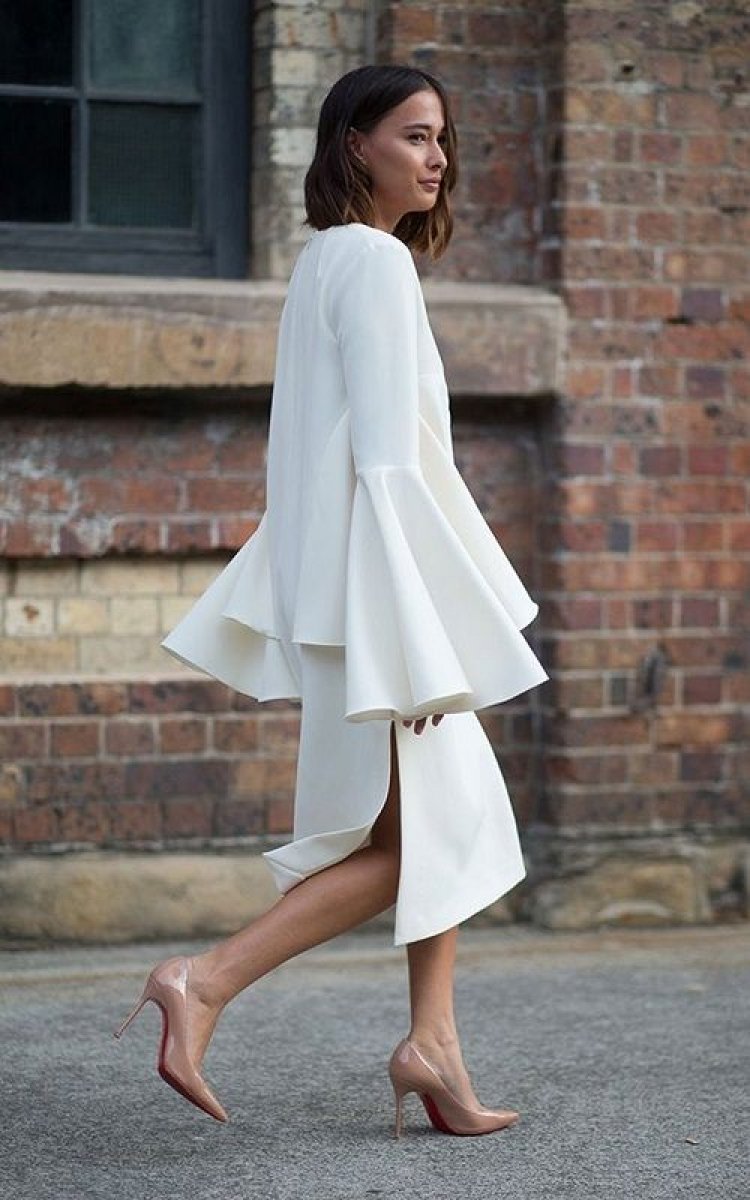 Total White: 5 bloggers μας δείχνουν πως να φορέσουμε την τάση από την πόλη μέχρι το νησί!!