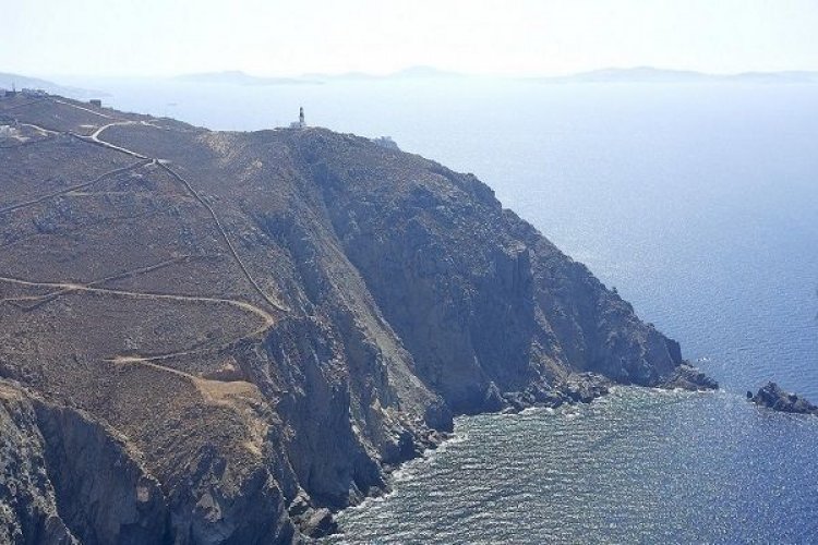 Μύκονος!! Μέτρο προς μέτρο, όπως είναι στην πραγματικότητα όλη η ακτογραμμή!! (Φαντασμαγορικό Video+Pics )