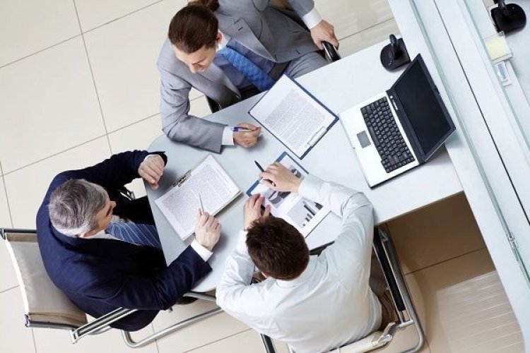 Αποσύρεται η ρύθμιση για τους διορισμένους γραμματείς στους ΟΤΑ