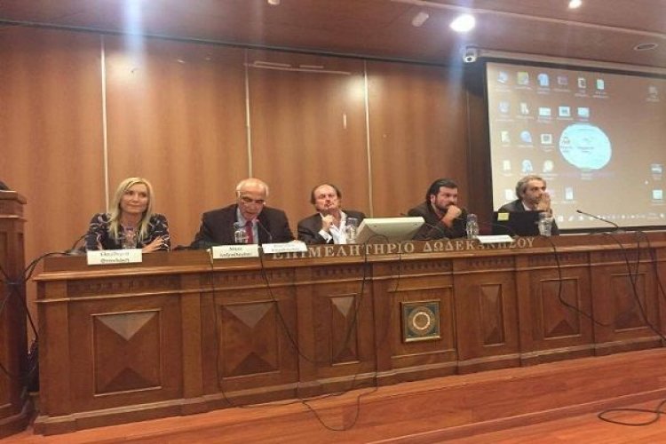 Τουριστική διπλωματία: Η συμβολή του τουρισμού στην ανάπτυξη εξωτερικών σχέσεων ήπιας ισχύος. Η Περιφέρεια Ν.Αιγαίου ως μελέτη περίπτωσης