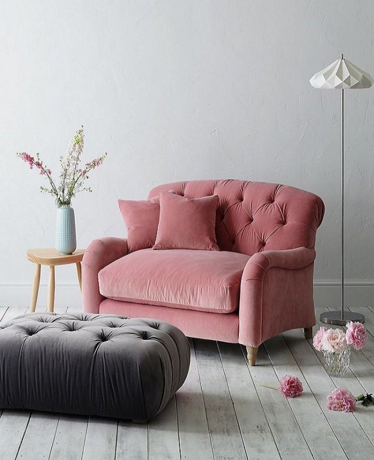 Πώς μπορείτε να καθαρίσετε βελούδινους καναπέδες!!