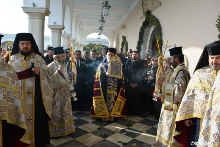 194 Χρόνια από την εύρεση της Αγίας Εικόνος στην Τήνο - Λαμπρός Εορτασμός