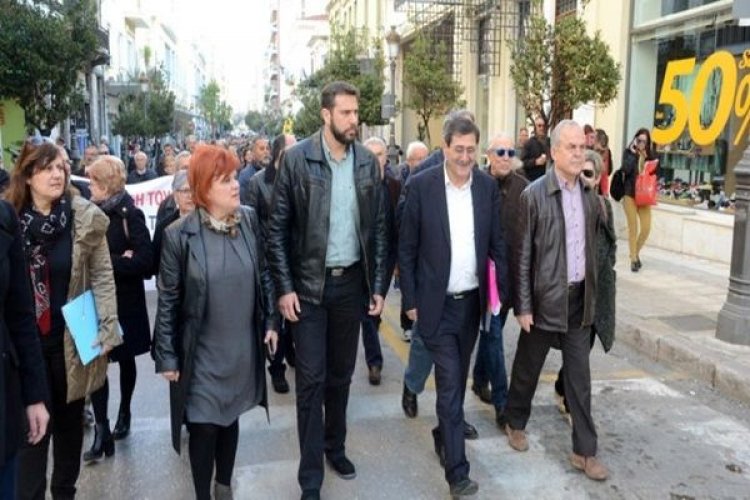 AΘΩΟΣ παμψηφεί ο Δήμαρχος Πάτρας Κώστας Πελετίδης στη δίκη με την Χρυσή Αυγή (Βίντεο  μετά τη δικαίωση- Φωτο)