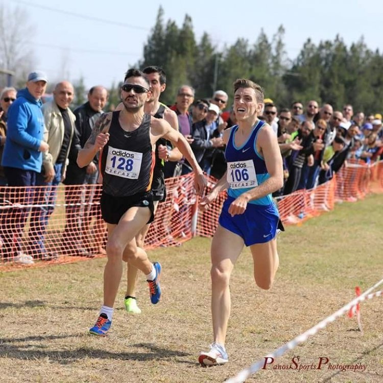 Πρωταθλητές Ελλάδος οι Αθλητές του Α.Ο Μυκόνου. 2η η Πετρουλάκη, 3ος ο Μαγγίνας στα ατομικά