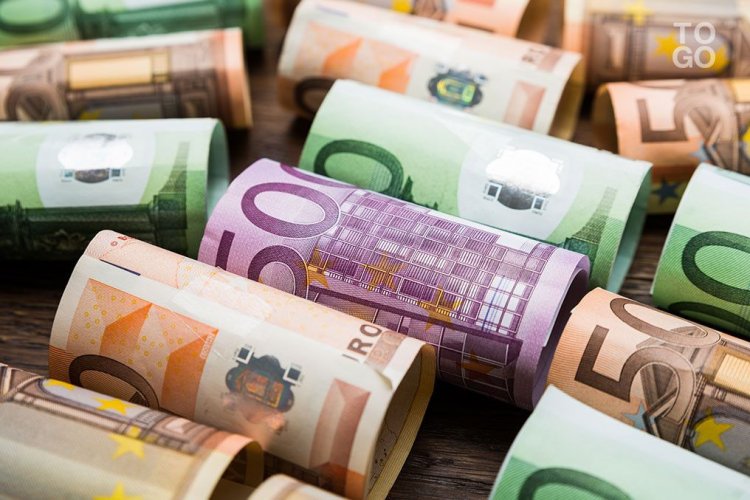 Ενίσχυση 411,5 εκατ. ευρώ σε 2.527 νέες  μικρομεσαίες τουριστικές επιχειρήσεις