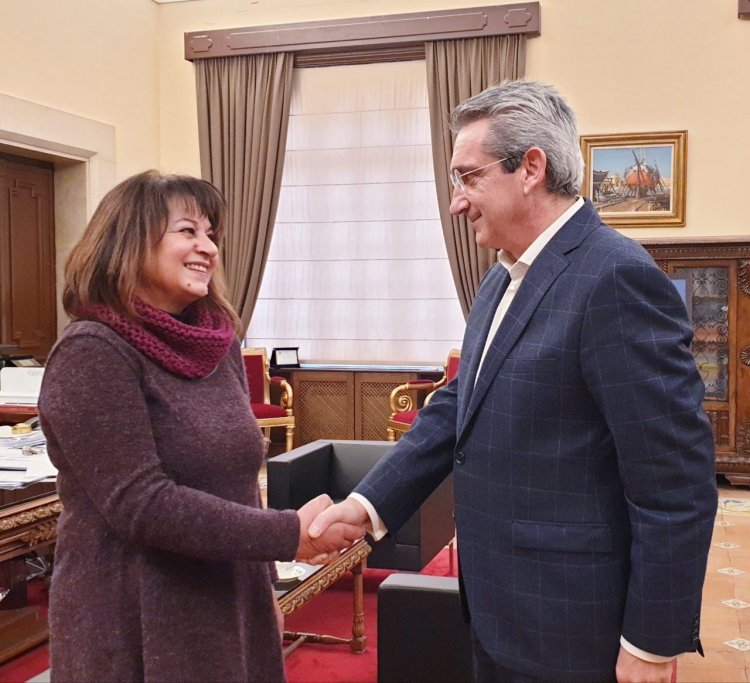 Υποψήφια με την παράταξη “Μπροστά το Νότιο Αιγαίο” του Γ. Χατζημάρκου, η Σταματία Ζιάκη