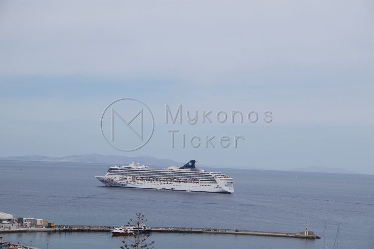 Ανοδος 7,5% στις προσορμίσεις κρουαζιεροπλοίων στα ελληνικά λιμάνια