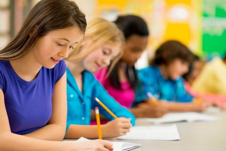 Πανελλήνιες 2019: Τα θέματα και οι απαντήσεις των Μαθηματικών και των Αρχαίων