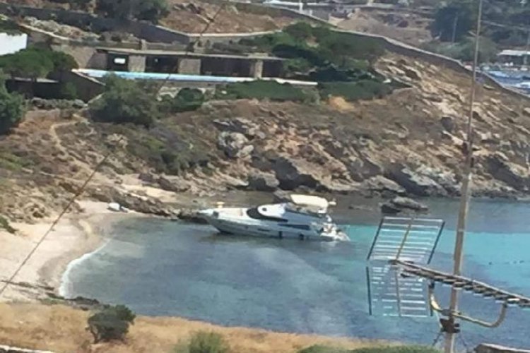 Πρόσκρουση και προσάραξη της θαλαμηγού "DAWN" στον Ορνό Μυκόνου