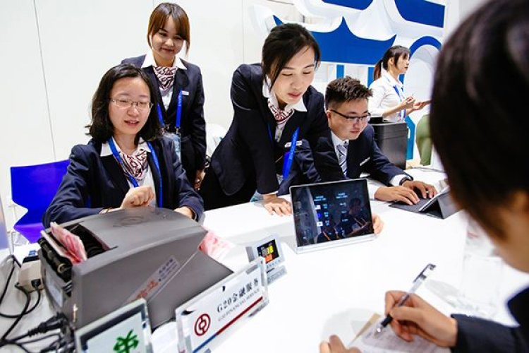 Η απουσία διαφάνειας που συνοδεύει τα κινεζικά δάνεια  θα μπορούσε να εξελιχθεί σε απειλή για την παγκόσμια οικονομία.