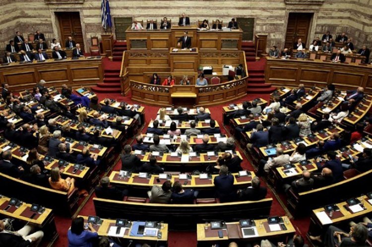 Στην Βουλή το νέο φορολογικό νομοσχέδιο με τις πολυαναμενόμενες μειώσεις στον ΕΝΦΙΑ και τις αλλαγές στην ρύθμιση για τις 120 δόσεις