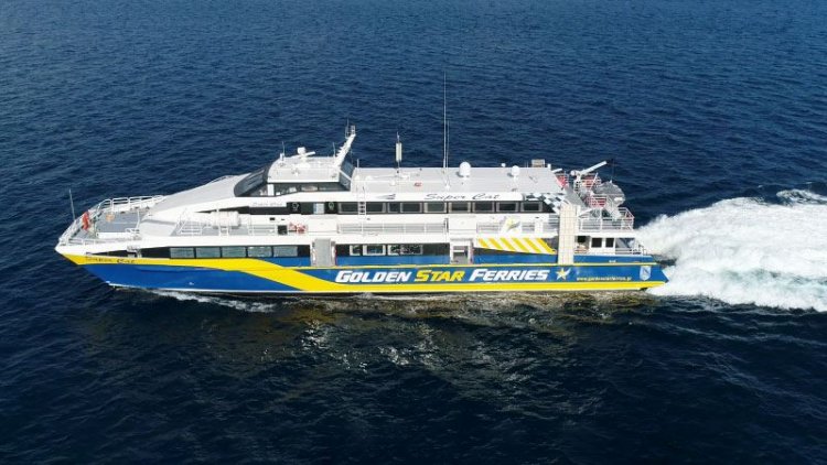 Μηχανική βλάβη στο επιβατηγό οχηματαγωγό  πλοίο “Supercat” στον Αδάμαντα Μήλου