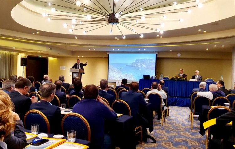 Γ. Χατζημάρκος: “Η Περιφερειακή αρχή, αρωγός και σύμμαχος της ΠΕΔ για τα μεγάλα  δομικά, θεσμικά, διοικητικά και οικονομικά ζητήματα των νησιών μας”