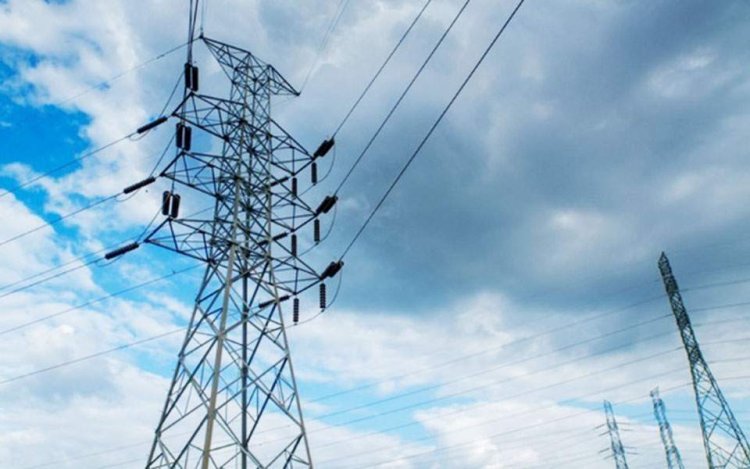 Ανδρος: Επισκευάσθηκε η διπλή βλάβη στο εναέριο δίκτυο ηλεκτροδότησης του νησιού