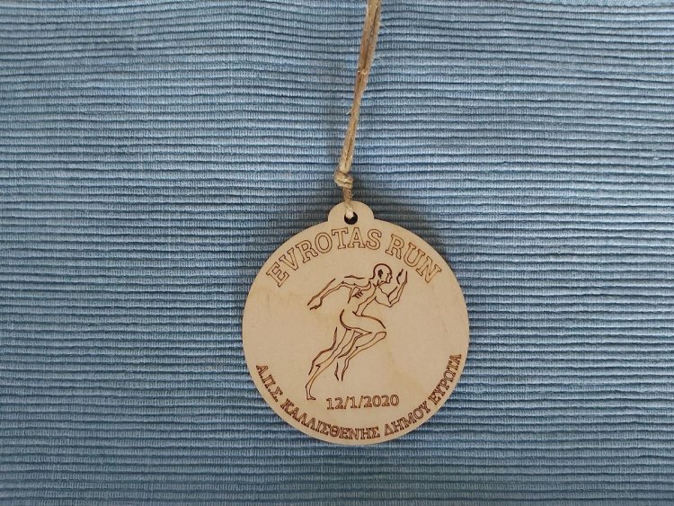 Αξιέπαινη κίνηση από τον Αλέξανδρο Μπόλια - Χάρισε το μετάλλιο του στον Α.Ο. Μυκόνου