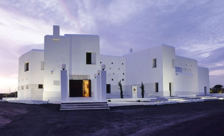 Κλείνουν οι παιδικοί σταθμοί στη Μύκονο - Απολυμαίνονται όλα τα κτίρια δικαιοδοσίας του Π.Α.Κ.Ο "Γ. Αξιώτης"