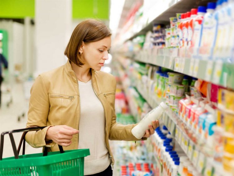 Coronavirus : Πλαφόν τα 3 αντισηπτικά ανά πελάτη στα σούπερ μάρκετ μελετά το Υπουργείο Ανάπτυξης