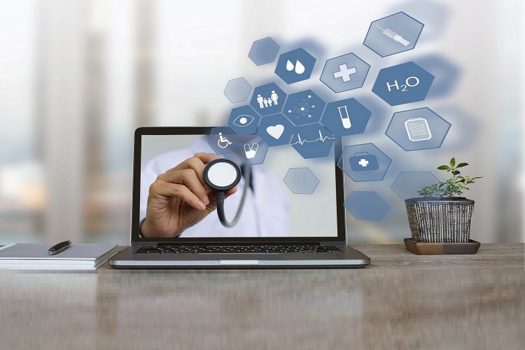 Τέλος τα ραντεβού στο ιατρείο!! Τώρα ο γιατρός «έρχεται» σπίτι με βιντεοκλήση!!