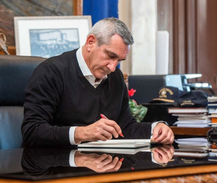 Coronavirus Aegean islands : Στη διάθεση του Υπουργείου Υγείας με τη μίσθωση χώρων η Περιφέρεια Ν. Αιγαίου