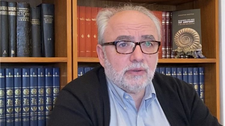 Coronavirus : Ζαχαρίας Σκούρας, καθηγητής Γενετικής: Ο εχθρός δεν είναι πλέον αόρατος