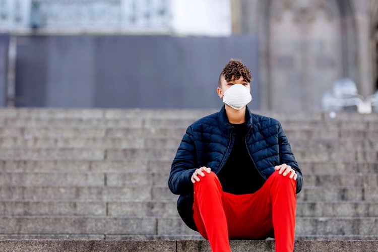 Coronavirus Pandemic: Εφιαλτική εκτίμηση για τους άνδρες!! Ο κορονοϊός «σκοτώνει» τους άνδρες γιατί «κρύβεται» στους όρχεις!! [Video]