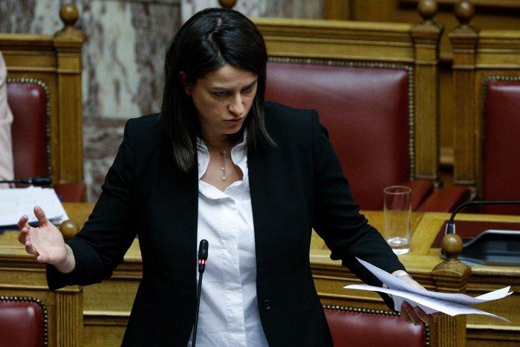 Coronavirus Education: Με Τροπολογία στη Βουλή η Ειδική Ρύθμιση για αναμετάδοση μαθημάτων σε πραγματικό χρόνο [Έγγραφο]