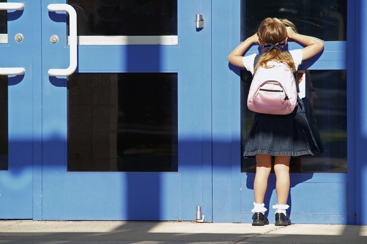 Coronavirus Education: Επιστροφή στα θρανία!! Η χαμένη ύλη, τα σενάρια για τη νέα χρονιά και οι οδηγίες προστασίας!!