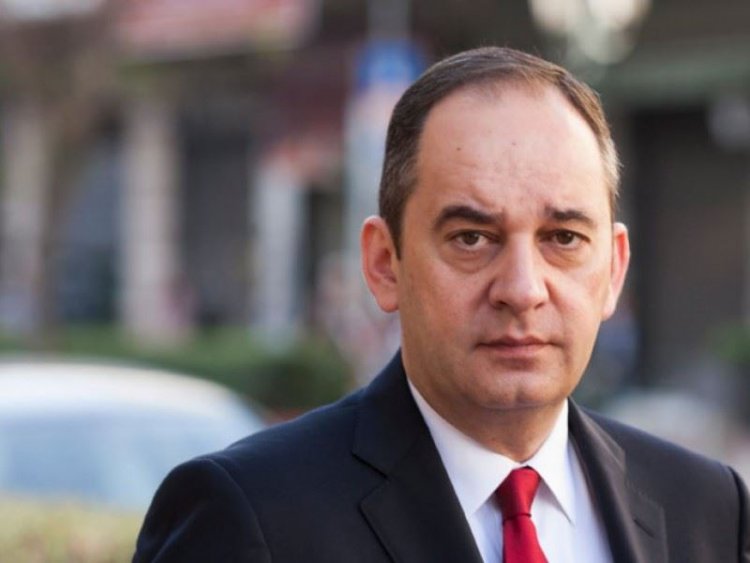 Coronavirus Travel: Ο Πλακιωτάκης ζητά από τον ΕΟΔΥ αύξηση 10% λόγω του τριημέρου του Αγίου Πνεύματος