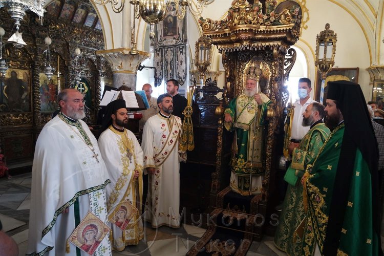 Mykonos Monastery: Με ευλάβεια οι φιλάγιοι Μυκονιάτες εόρτασαν την απόδοση της Κοιμήσεως της Θεομήτορος {pics+video}