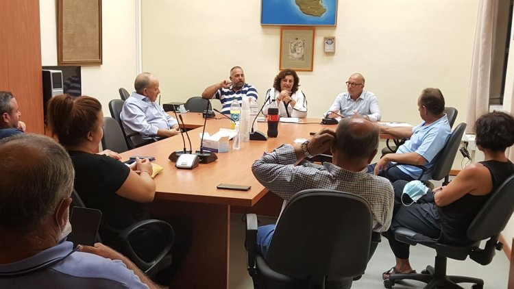 Aegean Islands: Δεσμεύσεις Γιώργου Λεονταρίτη κατά την επίσκεψη στη Φολέγανδρο