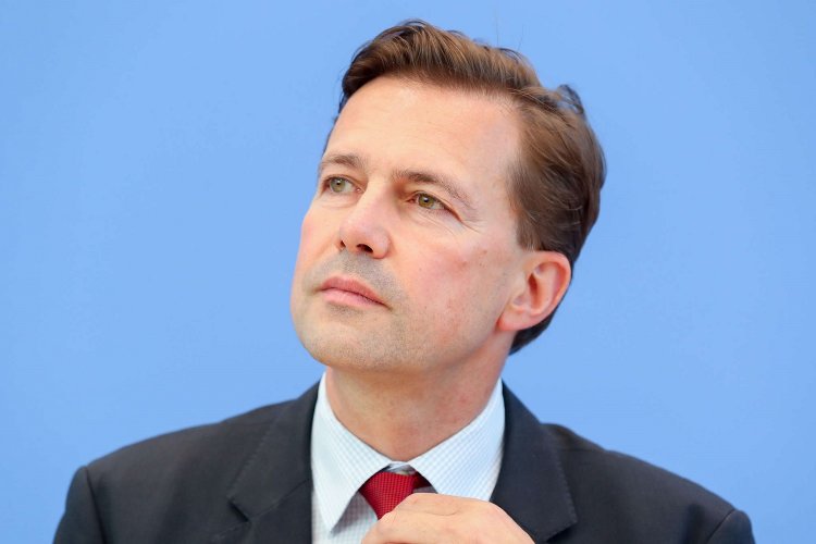 East Med Tensions: “Διαφιλονικούμενη περιοχή” το Καστελόριζο κατά τον Γερμανό κυβερνητικό εκπρόσωπο!! Αυτοί “θα μας σώσουν”;