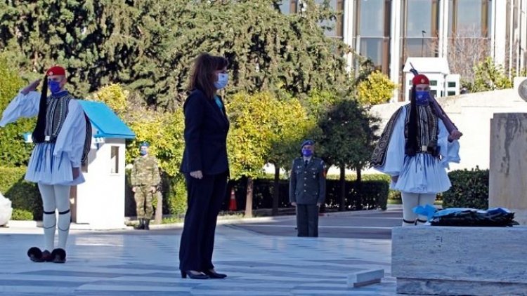 President Sakellaropoulou: Ο αγώνας των Ενόπλων Δυνάμεων να αποκρούσουν κάθε απειλή αξίζει τον σεβασμό και την ευγνωμοσύνη όλων μας