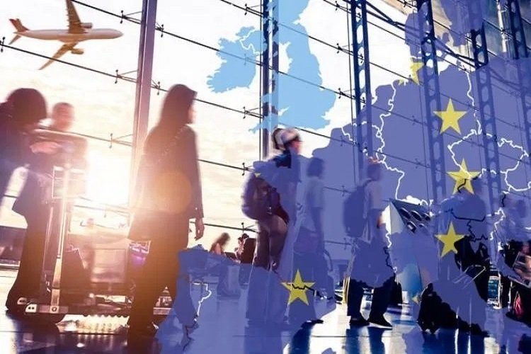 E.U Nations halt U.K flights: Η ΕΕ θα διακόψει από τα μεσάνυκτα τις πτήσεις με τη Μ. Βρετανία, σύμφωνα με δημοσίευμα της Bild