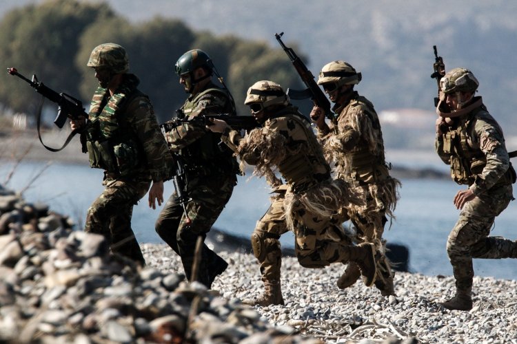 Military Service: Έρχεται αύξηση της στρατιωτικής θητείας το 2021