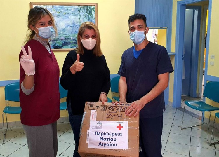 Aegean Islands: Παράδοση rapid tests από την Περιφέρεια στη Σύμη
