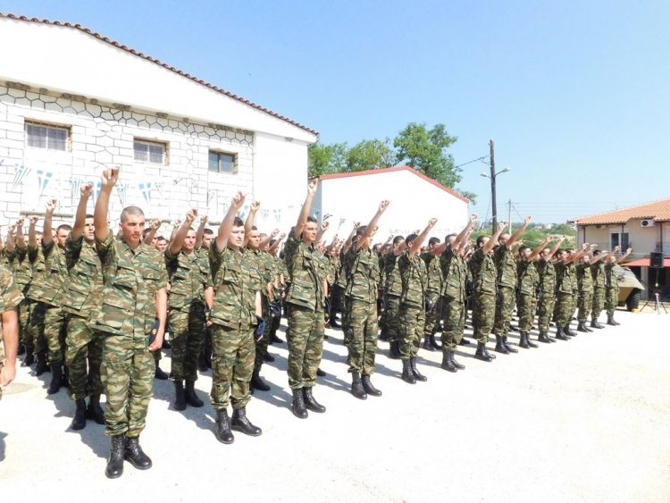 Mandatory military service: Την αύξηση της θητείας κατά τρεις μήνες στον Στρατό Ξηράς αποφάσισε το ΚΥΣΕΑ - Ποιοι εξαιρούνται