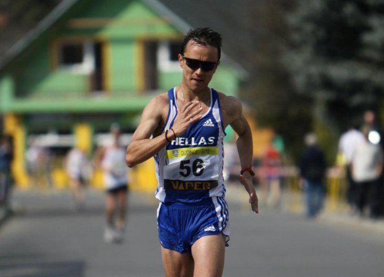 Mykonos: Πανελληνιονίκης στα 35 χλμ. βάδην ο Αλέξανδρος Παπαμιχαήλ του Α.Ο. Μυκόνου