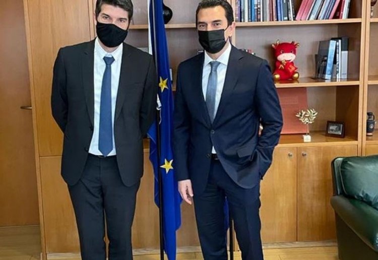 Energy efficient island - Σκρέκας: Συνεργασία με γαλλικές επιχειρήσεις για τη δημιουργία κλιματικά ουδέτερου ελληνικού νησιού